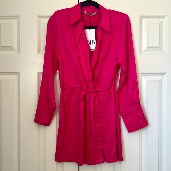 NWT - Blogger Fave! Zara Pink Mini Dress with Button detail - Picture 5 of 10